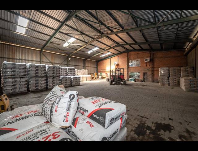 2,289M² WAREHOUSE SOLD IN VULCANIA